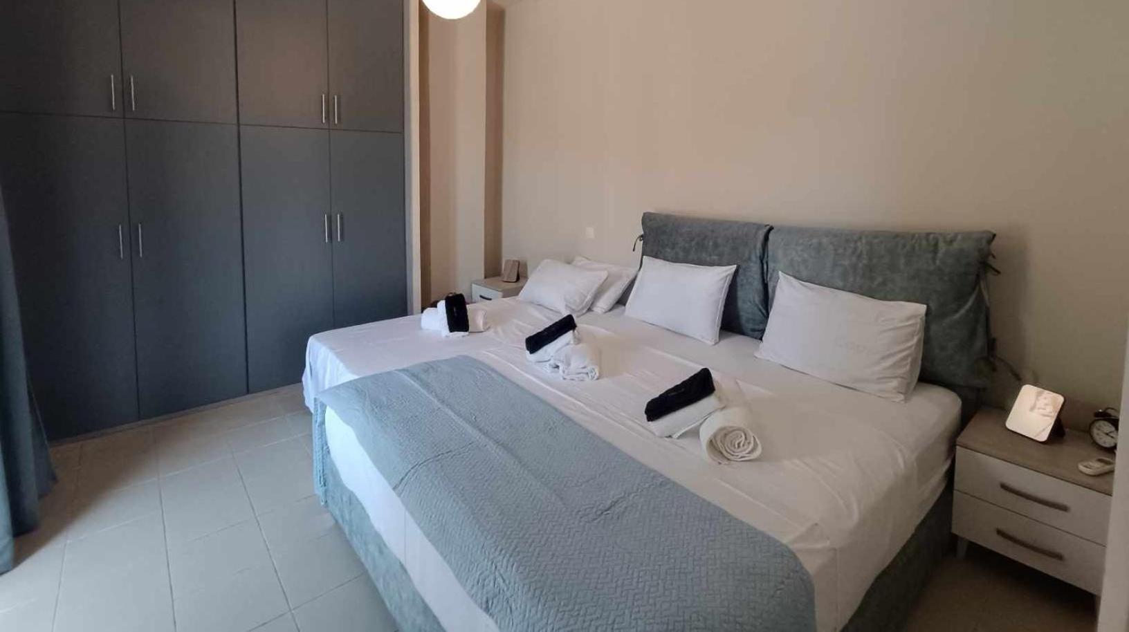 Thouria Agora Suites 2 Каламата Экстерьер фото