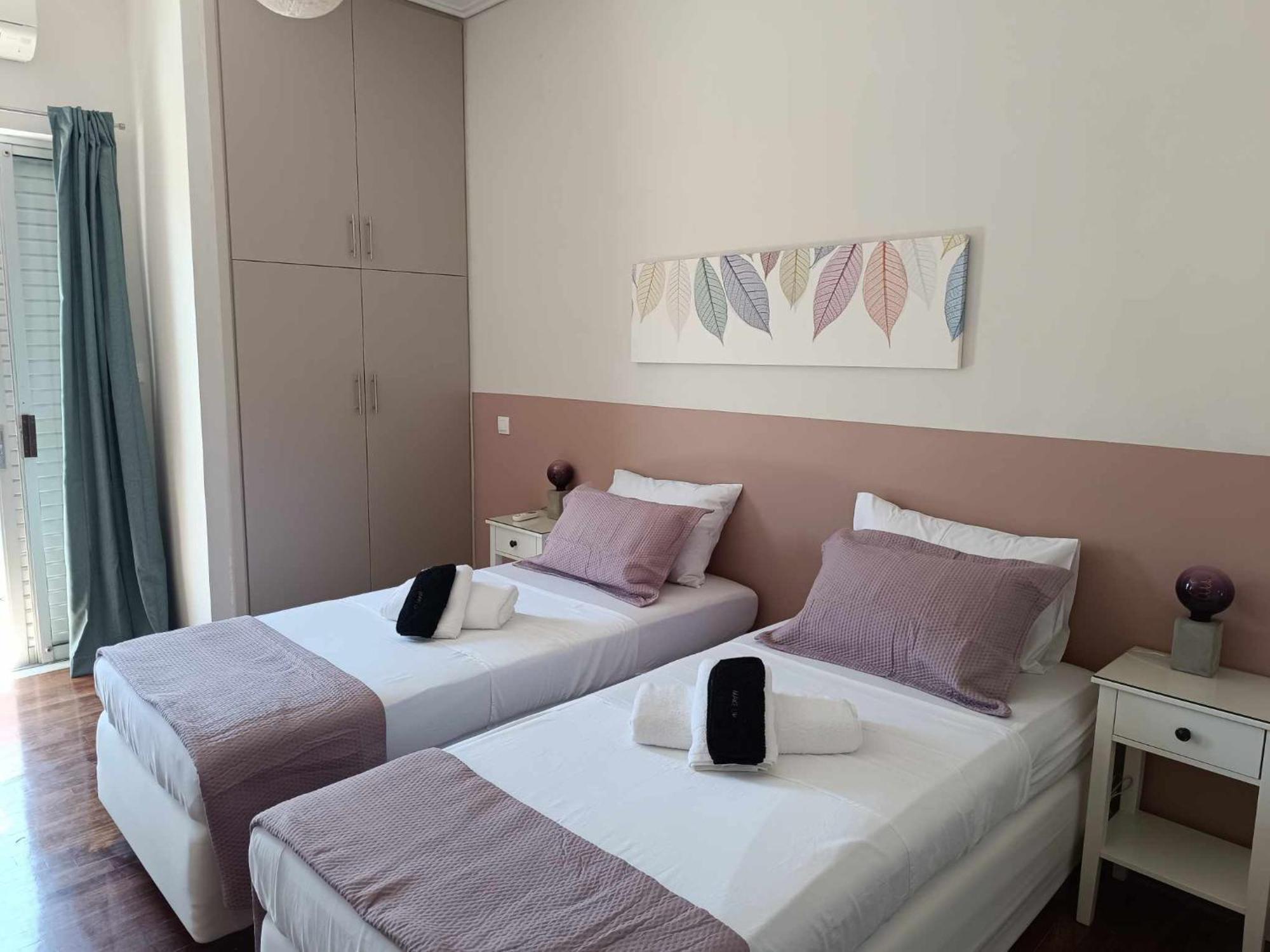 Thouria Agora Suites 2 Каламата Экстерьер фото